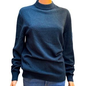 Mingling Classic Dark Blue Wool Sweater Medium